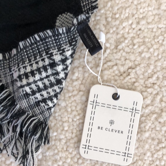 NWT Be Good reversible shawl wrap - Picture 2 of 7